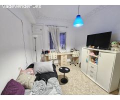 Piso en venta en Romero Ressendi (Cantillana)
