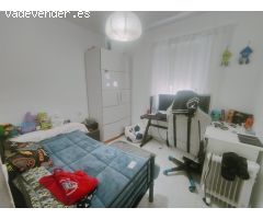 Piso en venta en Pino Montano - Los Oficios