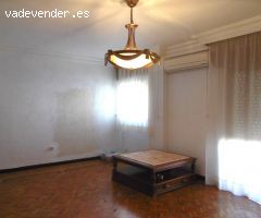 Piso luminoso en Huelva, zona La Merced – Plaza de Toros
