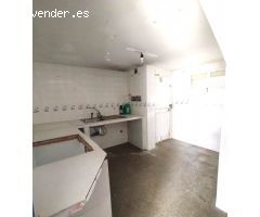VIVIENDA DE DOS PLANTAS EN CASTILBLANCO DE LOS ARROYOS, SEVILLA.