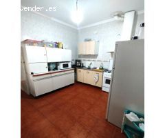 ¡Oportunidad en Guillena! Casa de 2 Plantas con Gran Potencial ?