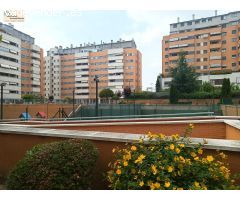 Ático dúplex en urbanización con piscina. ¡Subasta al alza hasta el 11 de junio!