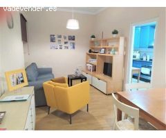 ¡Bienvenido a la oportunidad de adquirir un piso excepcional en el corazón vibrante de Cádiz!