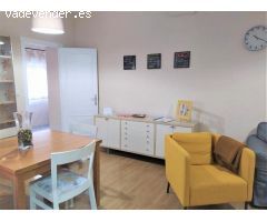 ¡Bienvenido a la oportunidad de adquirir un piso excepcional en el corazón vibrante de Cádiz!