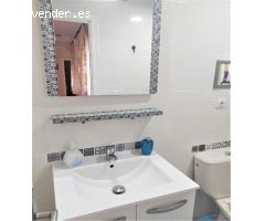 ¡Bienvenido a la oportunidad de adquirir un piso excepcional en el corazón vibrante de Cádiz!