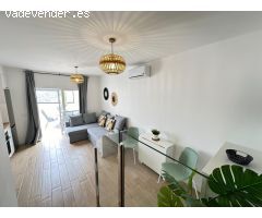 Estudio reformado con terraza y vistas al mar