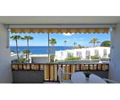Encantador apartamento con balcón y vistas al mar