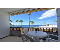 Encantador apartamento con balcón y vistas al mar