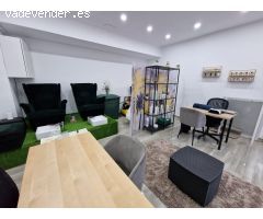 Local comercial, amueblado, en la mejor planta del centro comercial San Agustin