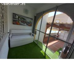 Bungalow con encanto en Gran Alacant – Sótano espectacular y urbanización con piscina