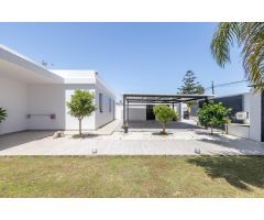 Chalet en Venta en Los Barrios, Cádiz
