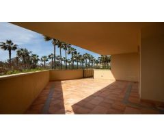TU OPORTUNIDADA DE VIVIR EN MARINA SOTOGRANDE-RIBERA DEL PARAISO.