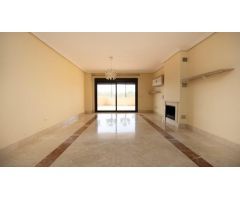 TU OPORTUNIDADA DE VIVIR EN MARINA SOTOGRANDE-RIBERA DEL PARAISO.