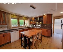 Chalet en venta en Ontinyent, a solo 200 metros del casco urbano