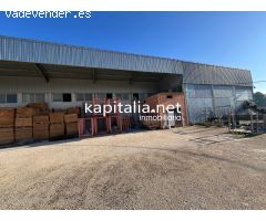 ESTUPENDA NAVE A LA VENTA EN QUATRETONDA