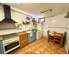 Encantadora casa a la venta en Cocentaina.