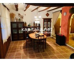 Casa a la venta en Bocairent.