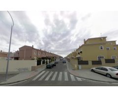 CASA ADOSADA EN MAIRENA DEL ALCOR