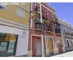 VIVIENDA EN DOS HERMANAS