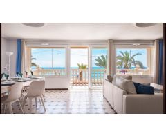 Vivienda en primera línea de Playa del Campello con fantásticas vistas al mar.