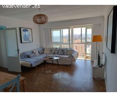 Amplia vivienda con estupendas vistas al mar en la zona de Benalúa.