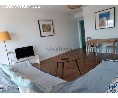 Amplia vivienda con estupendas vistas al mar en la zona de Benalúa.