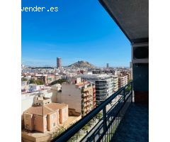 Vivivenda reformada con excelentes acabados. Vistas despejadas.