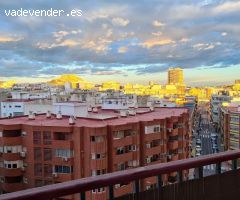 Excelente vivienda en San Blas.