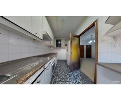 Piso en Venta en Madrid de las Caderechas, Madrid