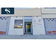 Local comercial en Venta en Parlavà, Madrid
