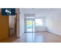 Local comercial en Venta en Parlavà, Madrid