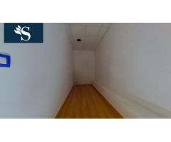 Local comercial en Venta en Parlavà, Madrid