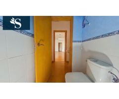 Local comercial en Venta en Parlavà, Madrid