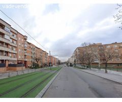 Local comercial en Venta en Parlavà, Madrid