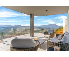 Villa moderna de lujo con vistas panorámicas al mar