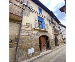 PRECIOSA CASA con jardín en Liesa.