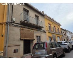 Casa de Pueblo en Venta en Alcàntera de Xúquer, Valencia