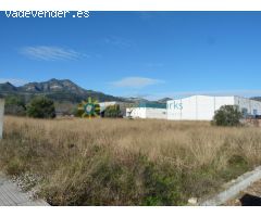 Parcela industrial de venta en Xeresa
