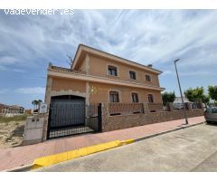 Chalet en Venta en Arapiles, Valencia