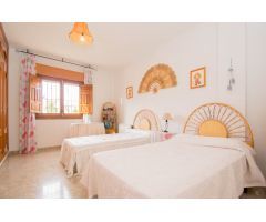 CHALET EN OTURA