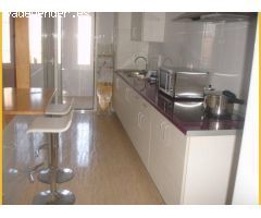 VENTA DE PISO BAJO JUNTO AL MAR