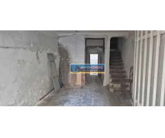 CASA PARA REFORMAR EN NOVELDA (AYUNTAMIENTO)