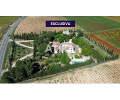 ESPECTACULAR MASÍA RURAL VENTA  CON LICENCIA TURÍSTICA EN VIGOR Y EN FUNCIONAMIENTO