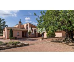 CHALET EN VENTA DE ENSUEÑO EN SANTA ANA, ONTINYENT