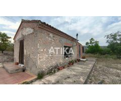 CASA RETIRO EN VENTA A SOLO 3 KM DEL PUEBLO