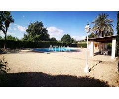 CHALET EN MAGNIFICA UBICACIÓN