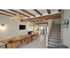 CASA ADOSADA TOTALMENTE REFORMADA A LA VENTA EN ONTINYENT