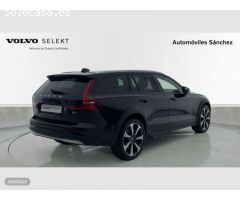 Volvo V 60 Cross Country 2.0 B4 (D) AWD Cross C Ultimate Auto de 2022 con 14.195 Km por 59.900 EUR.