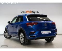 Volkswagen T-Roc T ROC ADVANCE R LINE 1.0 TSI 81KW (110CV) de 2022 con 17.000 Km por 27.500 EUR. en