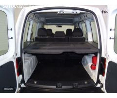 Volkswagen Caddy Kombi 2.0 TDI 55kW BMT de 2019 con 92.600 Km por 18.300 EUR. en Guipuzcoa